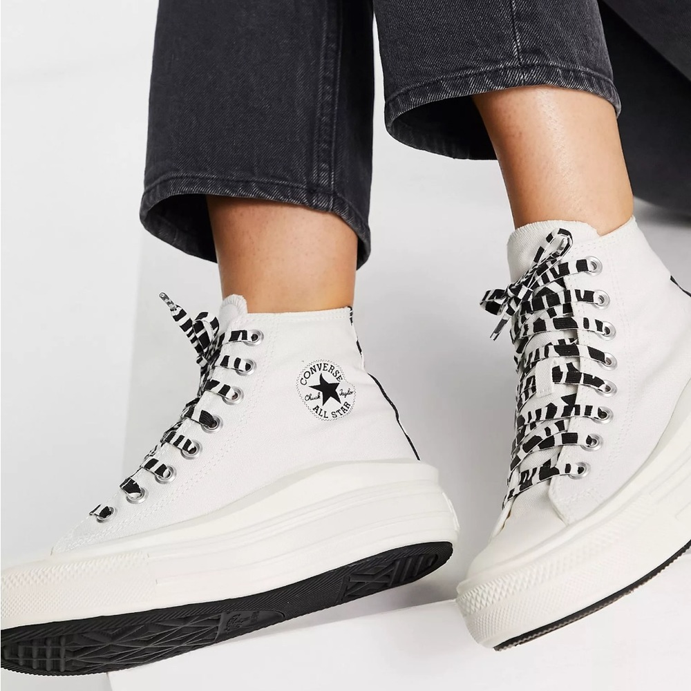 Converse Chuck Taylor All Star Move Hi Archive Print sneakers in egret size 7